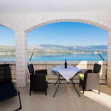 Apartment Holidays Slanada With Terrace And Sea View, Near The & Town Trogir, Free Parking, Quiet Place On Peninsula Ciovo *