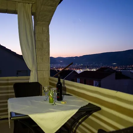 Holidays Slanada With Terrace And Sea View, Near The & Town Trogir, Free Parking, Quiet Place On Peninsula Ciovo Lägenhet