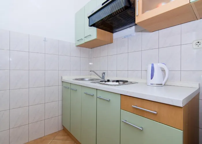 Holidays Slanada With Terrace And Sea View, Near The & Town Trogir, Free Parking, Quiet Place On Peninsula Ciovo Apartmán *