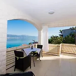 Holidays Slanada With Terrace And Sea View, Near The & Town Trogir, Free Parking, Quiet Place On Peninsula Ciovo Appartamento Traù