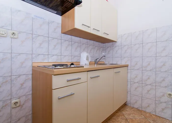 Holidays Slanada With Terrace And Sea View, Near The & Town Trogir, Free Parking, Quiet Place On Peninsula Ciovo *